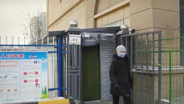 新疆64團(tuán)新建測(cè)溫通道投入使用人體紅外線成像測(cè)溫儀