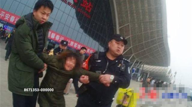 車(chē)站安檢機(jī)