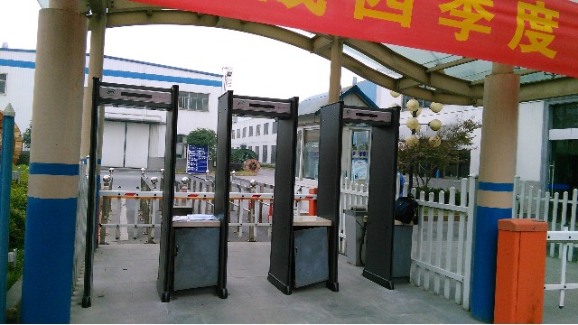 金屬防盜安檢門-免費來樣測試，節(jié)省80%安保工資支出【探天下】
