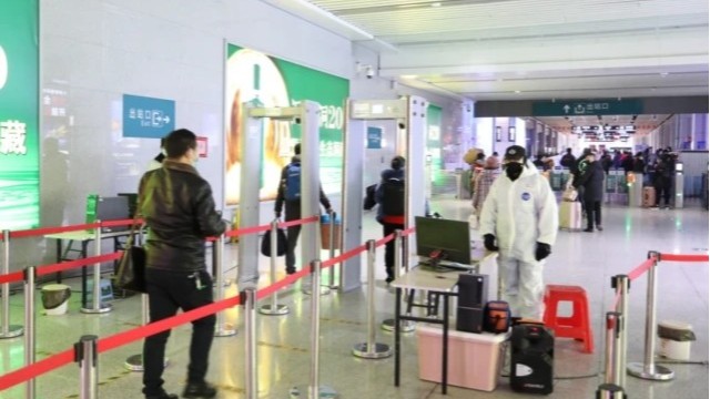 自動(dòng)紅外測(cè)溫門