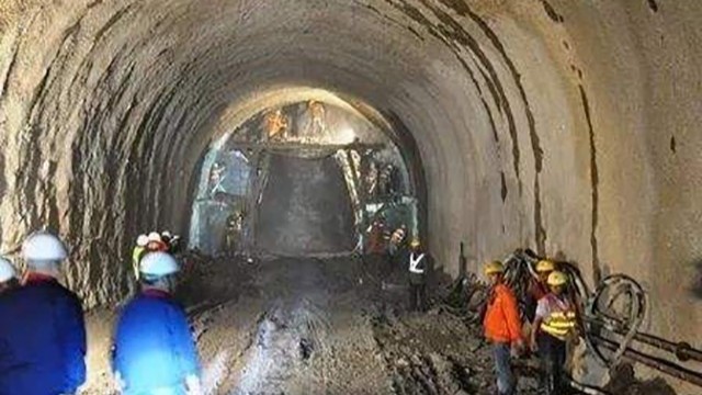 隧道金屬探測安檢門