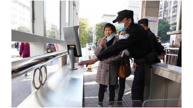 智慧出入測溫篩查系統(tǒng)簡化就醫(yī)流程,加強醫(yī)院疫情防控